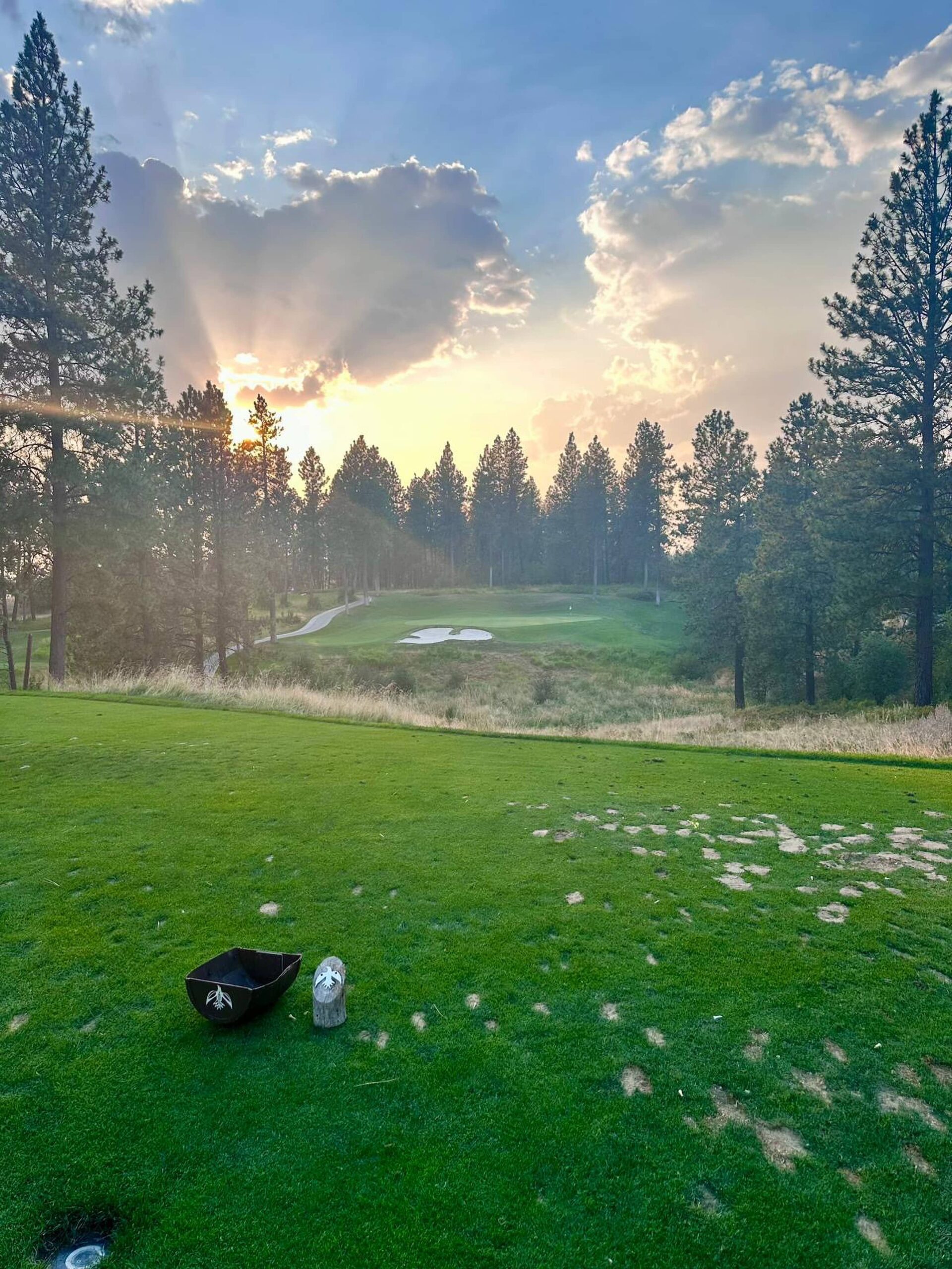 cr-sunset-halo Pure bliss on #7 at Circling Raven